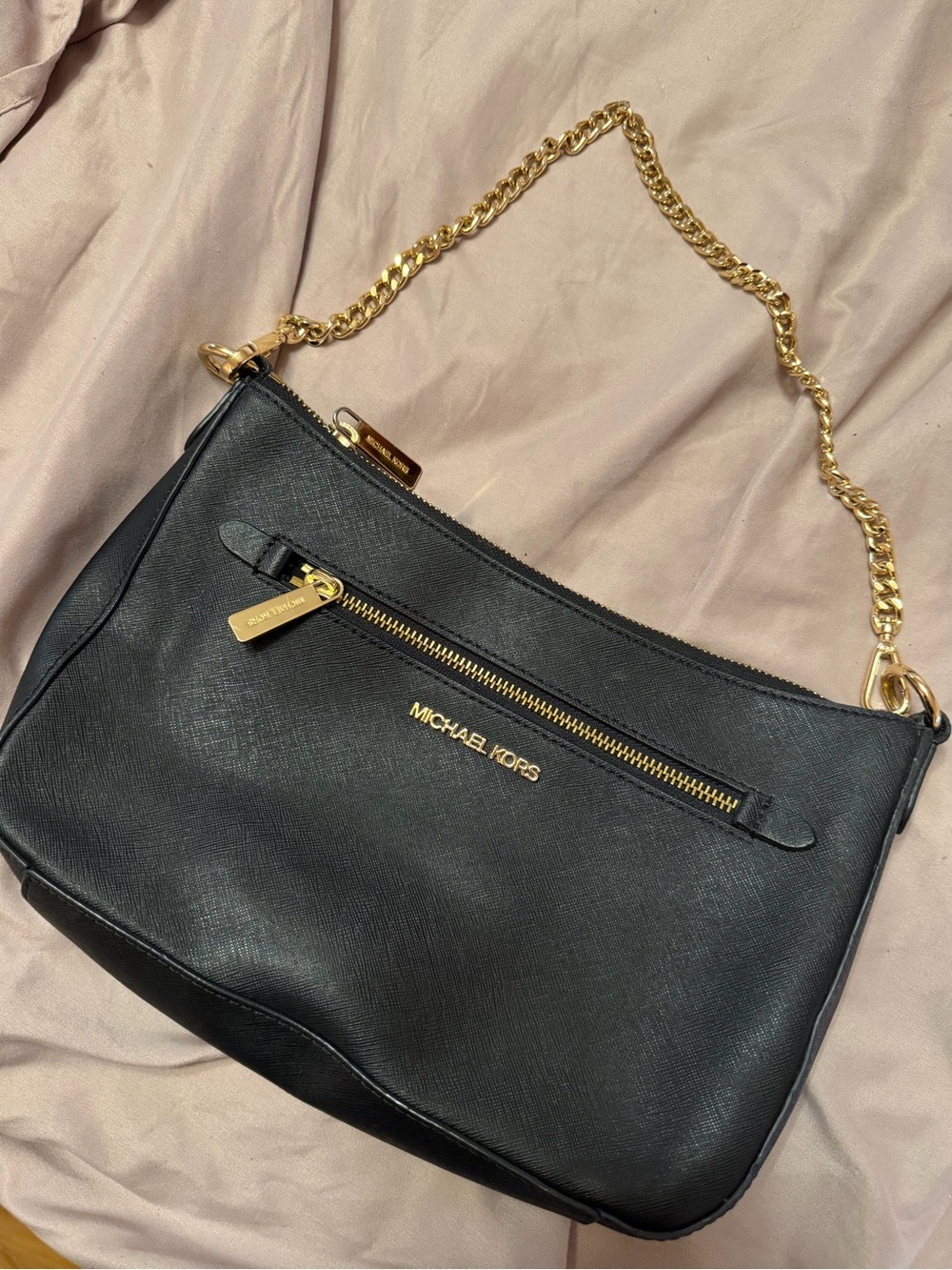 Michael Kors leather shoulder bag